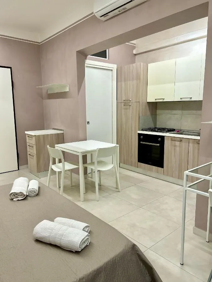Camelia Home Suite - Napoli Apartamento