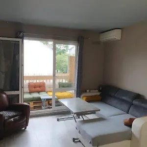 Studio Meublé Avec Balcon , Arcueil Francia