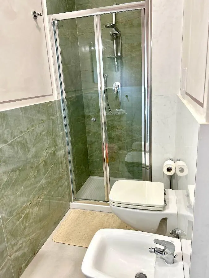 Camelia Home Suite - Napoli 아파트 나폴리